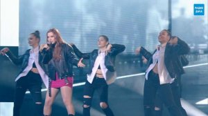 Юлия Савичева - Жёлтое такси | Удачные песни 2023