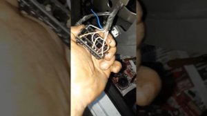 распиновка включателя фар шкода рапид