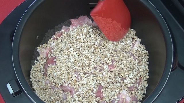 Индукционная мультиварка. Перловая каша с мясом в REDMOND IH300