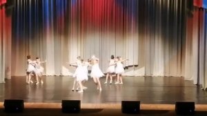 Танцевальная студия "Серпантин" танец "Полет"