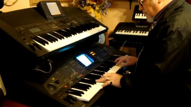 Rock'n Roll on Yamaha Keyboard смотреть онлайн