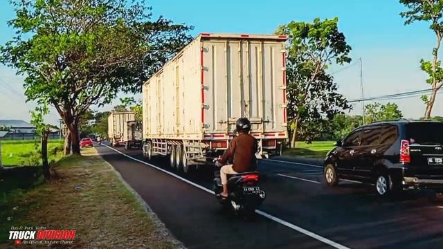 TRUK NISSAN BIGTHUMB HINO TRINTIN TENGKI MERCEDES BENZ AXOR ISUZU GIGA TREILER смотреть онлайн