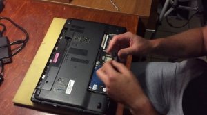 Замена памяти в нотбуке Acer eMachines E640G