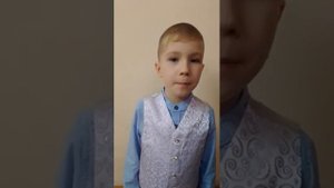 Песня "Если хочешь сидя петь". Исполняет Гуржий Денис, 5 лет.
