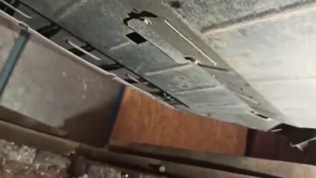 Замена масляного фильтра и масла. Мондео 4 дизель 2.0 TDC . Exchange lub oil filter. Mondeo 4, MK 4 смотреть онлайн