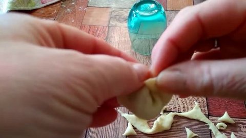 Быстрая "лепка" пельменей