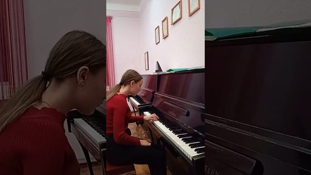 Н. Римский-Корсаков "Полëт шмеля" из оперы " Сказка о царе Салтане" исполняет Ильичëва Елизавета смотреть онлайн