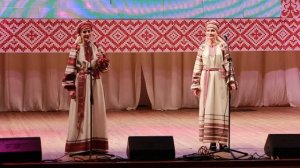 Семейный дуэт "Ворожея" - "У России глаза голубые",  "Думушка".