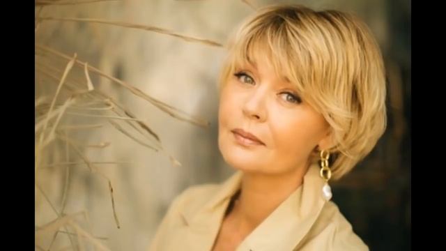 Юлия Меньшова покинула нас : Ушла не попрощавшись... смотреть онлайн