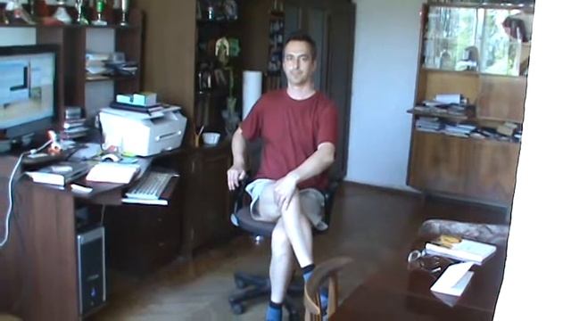 Простой закрут за компьютером. смотреть онлайн