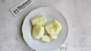 Густой соус из помидоров с яблоками и чесноком на зиму