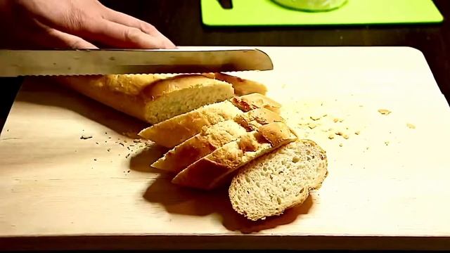 Запечённый камамбер (лучшая закуска за 15 минут) / Baked Camembert