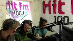 Джукбокс  Трио (Jukebox Trio) в гостях на "Хит ФМ Ростов" 2016. Ведущий Дмитрий Чупахин