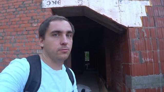 Загород #21: Что с колоннами?? Деревянный каркас крыши, ливнёвка и ж/б колонны под навес. смотреть онлайн