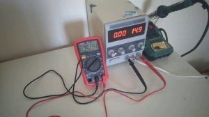 Review Multimeter (UNI-T UT131D)