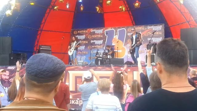 "Огурцы" В.Цоя, Красноярск 15 августа всё того же года смотреть онлайн