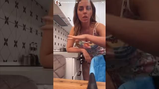 Юлия Ефременкова вновь преподала урок женщинам