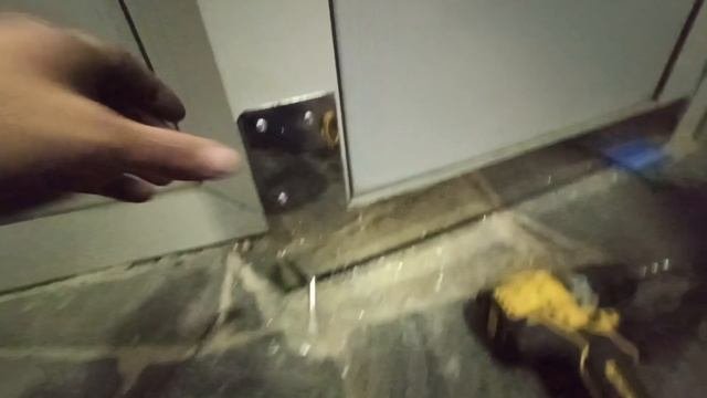 Как можно обслужить входную группу в здание и продлить жизнь алюминиевым дверям? #секретыоконщика