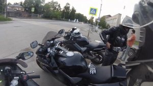 HONDA CBR 1100XX and HONDA VFR 800 катнули малость