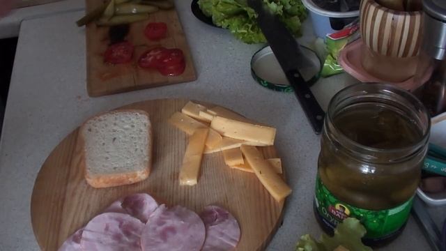 Вкуснющий сытный Завтрак для всей Семьи!Не Бутерброды, а ЗОЛОТО!Горячие Бутерброды! смотреть онлайн