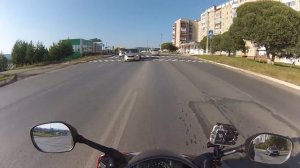 НА СПОРТБАЙКЕ С МАЛЕНЬКИМ РОСТОМ | Как ездить на спортбайке если ты не достаешь ногами до земли