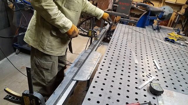 Изготовление циркуля для плазмореза. Aurora-Airhold-45 в деле! смотреть онлайн