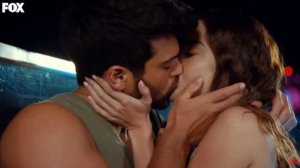 Сериал Джана Ямана и Озге Гюреля побил рекорды в Испании!