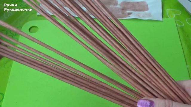 Как сплести органайзер для кухни из газетных трубочек. Часть 3 смотреть онлайн