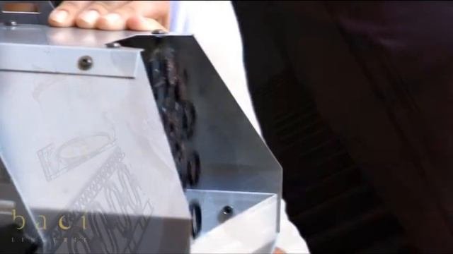 Светло розовое платьице с завязками на шее, цветочной вышивкой и шнуровкой Back in Heaven