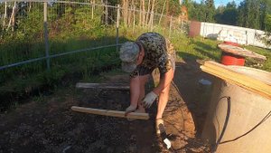 Домик на колодец, быстро и просто. Доделали подводку воды в бытовку.