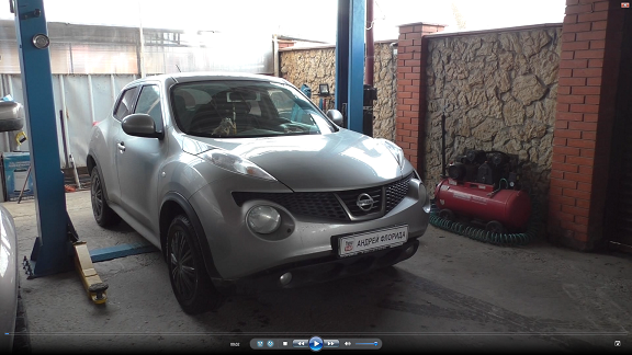 Замена топливного фильтра на Nissan JUKE 1,6 Ниссан Жук 2011 года 1часть