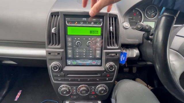 Land Rover Freelander 2 Tesla Android 10.4" Radio replacement Infotainment upgrade CarPlay Install смотреть онлайн