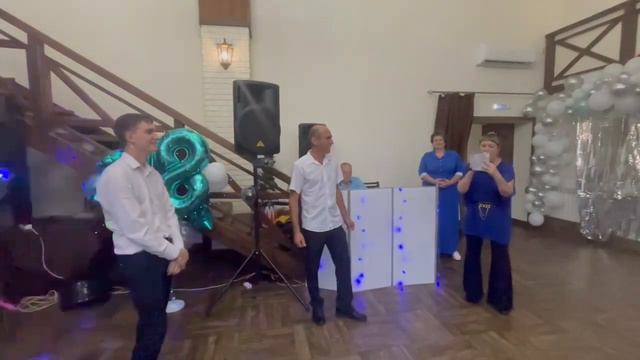 Подарок нашему любимому сыну на 18 летие! смотреть онлайн