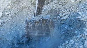 Работа в Карьере. Погрузка БЕЛАЗА экскаватором Volvo