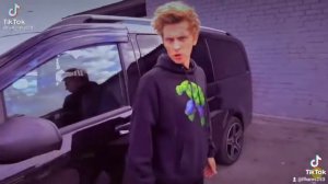 Влад Лох ха ха