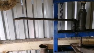 Снятие и переприсовка шаровой, на мазде фамилии