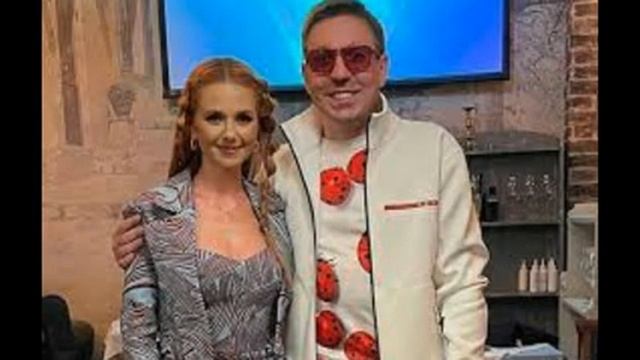 Бизнесмен Дмитрий Спиридонов, муж Лены Катиной, преподнес дорогостоящий сюрприз певице смотреть онлайн