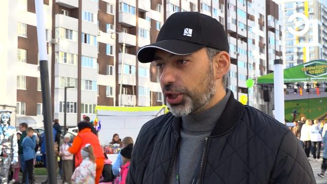 В жилкомплексе «Арбековская застава» прошел третий фестиваль циркового искусства «Территория чудес»