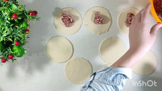 Самый простой способ приготовление Самсы. The easiest way to make Samsa. смотреть онлайн