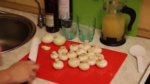 Тушеная говядина с грибами, рецепты для мультиварки. Конкурс «Путешествуй вместе с REDMOND».