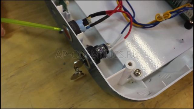 Обзор аппарата 3 в 1 РФ лифтинга, кавитации и липолазера Часть 2 смотреть онлайн