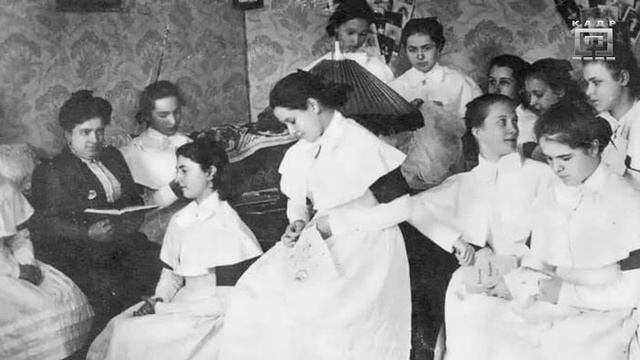 Курс "ТЕЛЕВЕДУЩИЙ+": "Тайны Смольного"