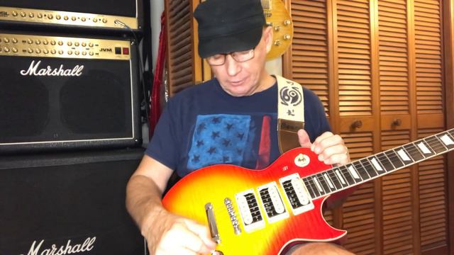 Vintage V1003 Ace Frehley 2019 Reissue Guitar what and why? смотреть онлайн