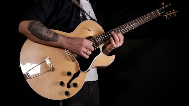 Gibson ES-135 Blonde 2002 USA смотреть онлайн