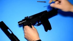 Обзор страйкбольного газового пистолета-пулемета KSC MP9