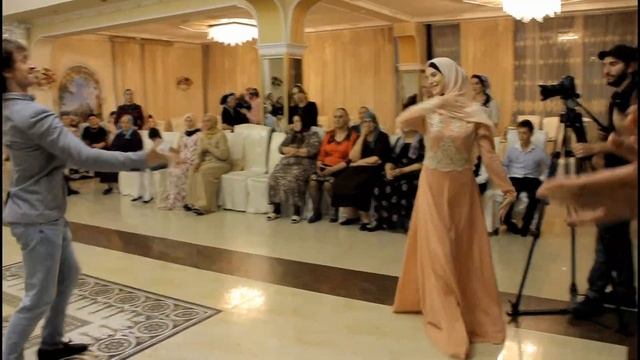 ЧЕЧЕНСКАЯ СВАДЬБА / ASA STYLE В ГРОЗНОМ / ЛОВЗАР 2020 смотреть онлайн