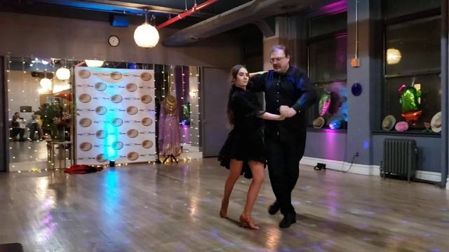 Katya and Vava Pasodoble Please don't let me be misunderstood. смотреть онлайн