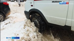 Кареты «Скорой помощи» не могут добраться до костромичей из-за сугробов во дворах
