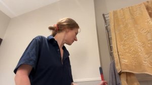 Уборщица отчитывает курьера импровиз Тиана Руд1080p