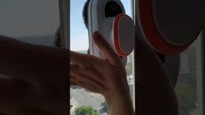 Робот-мойщик окон dBot W100 – Видео-инструкция